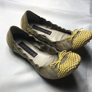 NWOB Steven by Steve Madden ballet flats w/comfort inside/gripper bottoms. 6.5.